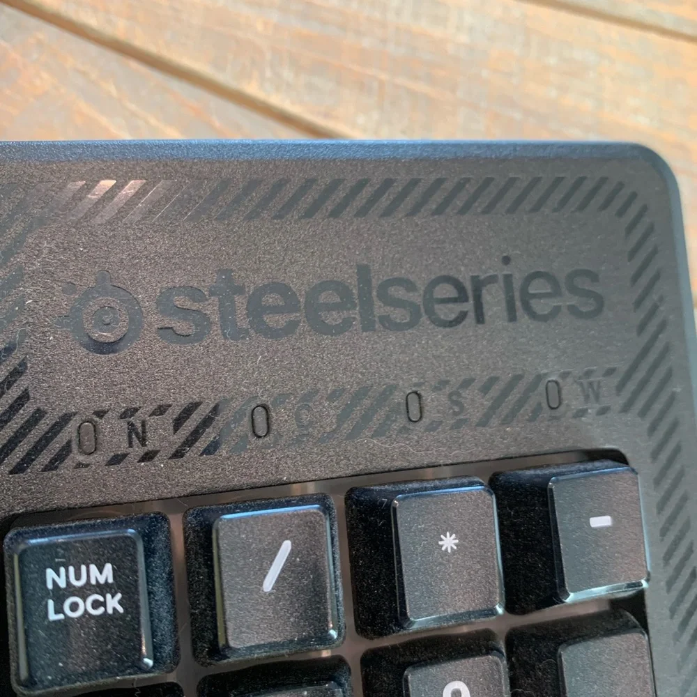 Steelseries Apex 100 Keyboard